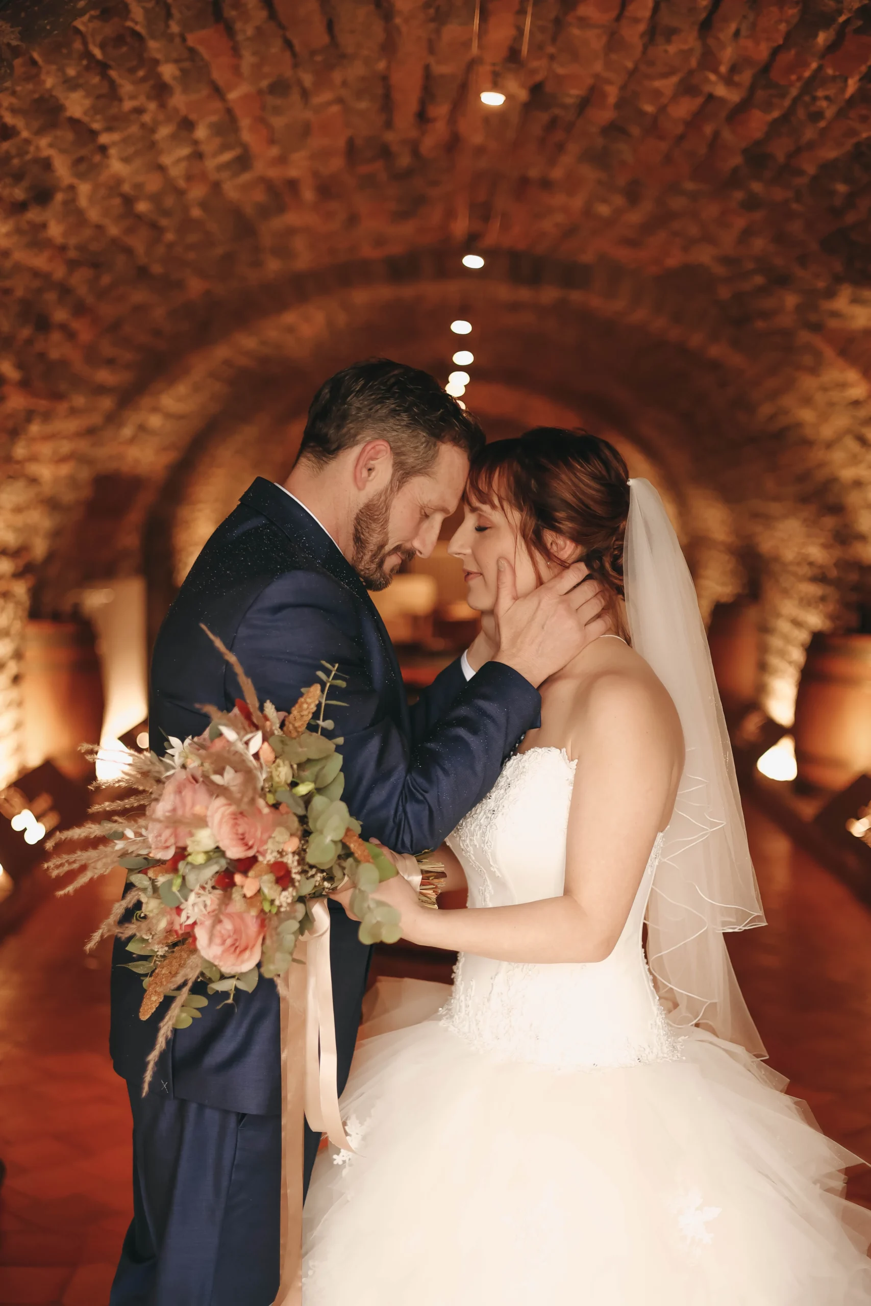 Séance photo de mariage pour un couple de mariés